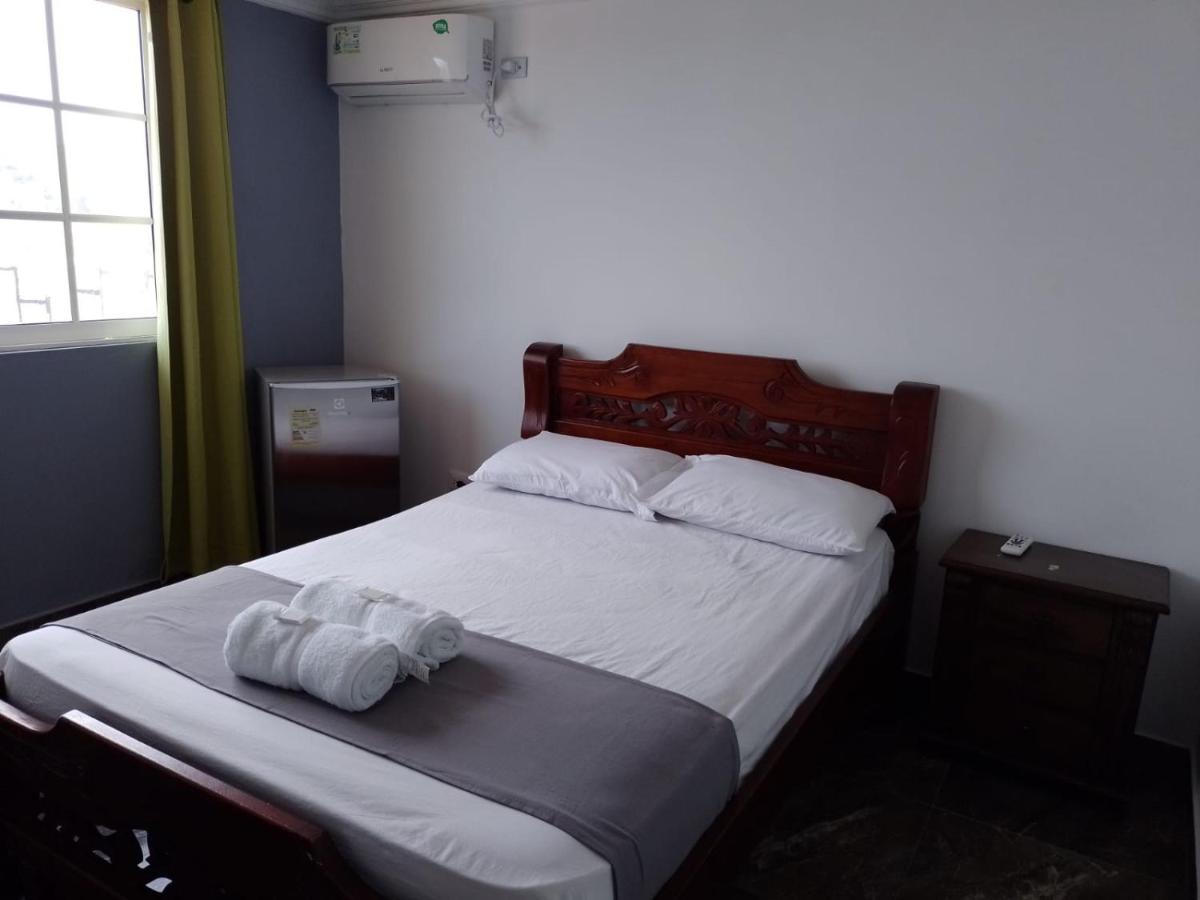 Hostal Oceans Paradise ซานอันเดรส ภายนอก รูปภาพ