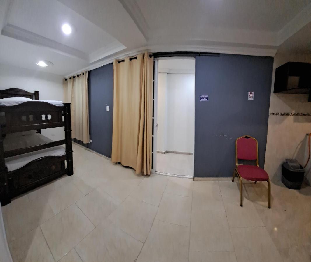 Hostal Oceans Paradise ซานอันเดรส ภายนอก รูปภาพ