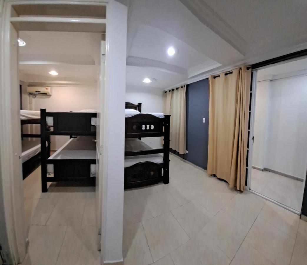 Hostal Oceans Paradise ซานอันเดรส ภายนอก รูปภาพ