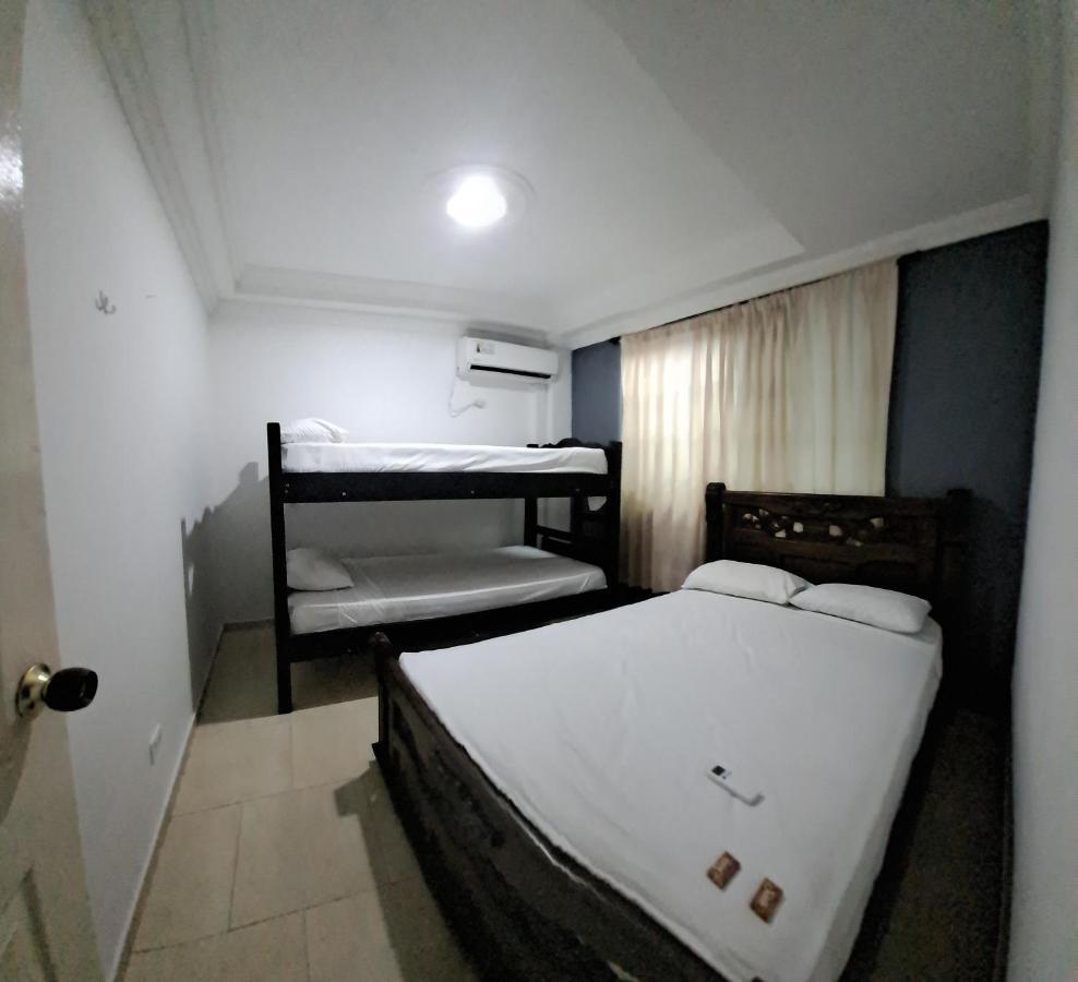 Hostal Oceans Paradise ซานอันเดรส ภายนอก รูปภาพ
