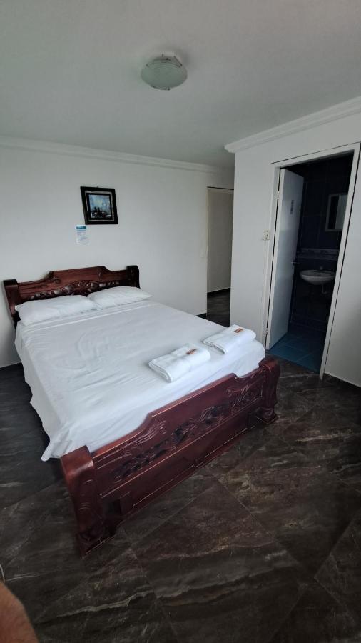 Hostal Oceans Paradise ซานอันเดรส ภายนอก รูปภาพ